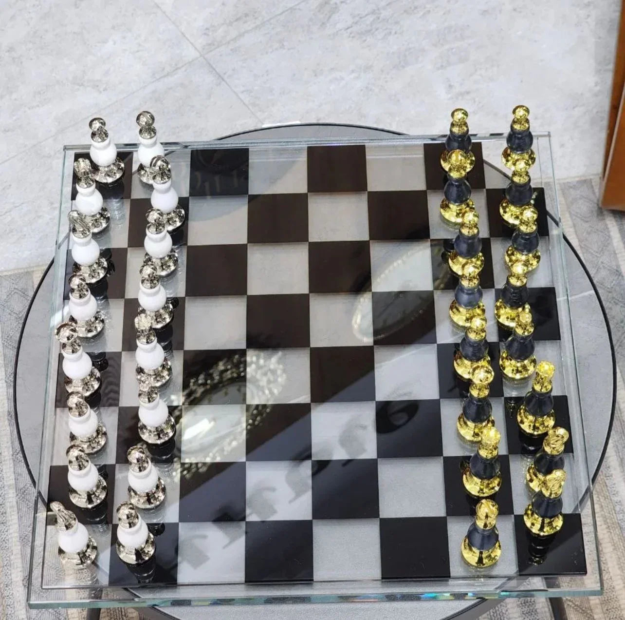 Glass Edge Chess Set